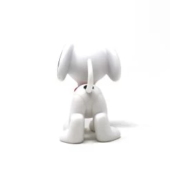 Figurine VCD Snoopy 1953 Version - Peanuts -Plus gros. Mieux. Magasin de jouets. 34715