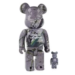 400% + 100% Bearbrick Benjamin Grant - Overview Tokyo -Plus gros. Mieux. Magasin de jouets. 400 overview tokyo 360 36