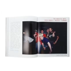 Yo ! The Early Days Of Hip-hop Photographs By Sophie Bramly 16 Yo ! The Early Days Of Hip-hop Photographs By Sophie Bramly -Plus gros. Mieux. Magasin de jouets. 53467