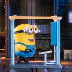 Minions At Work Series -Plus gros. Mieux. Magasin de jouets. Minions at work 5