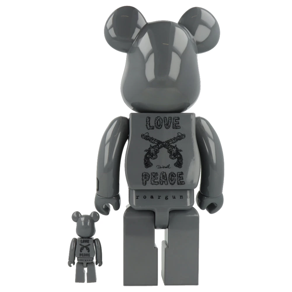 400% + 100% Bearbrick X Roarguns 20th Anniversary 6 400% + 100% Bearbrick X Roarguns 20th Anniversary – Image 4