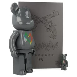 400% + 100% Bearbrick X Roarguns 20th Anniversary 15 400% + 100% Bearbrick X Roarguns 20th Anniversary -Plus gros. Mieux. Magasin de jouets. bearbrick400roargun21