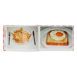 Des Gouts - Martin Parr -Plus gros. Mieux. Magasin de jouets. desgoutsmartinparr10