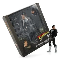 Mafex Superman - Return Of Superman -Plus gros. Mieux. Magasin de jouets. supermanreborn14 ba21ccdc 72d1 4c52 9872 d3b2074947ee