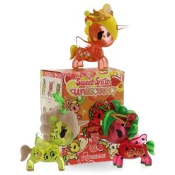Unicorno Sweet Fruits - Tokidoki -Plus gros. Mieux. Magasin de jouets. sweetfruits4