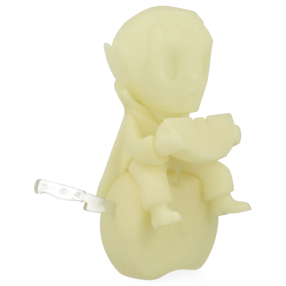 Apple Knife : The Glow In The Dark Vegan Vampire 4 Apple Knife : The Glow In The Dark Vegan Vampire – Image 2